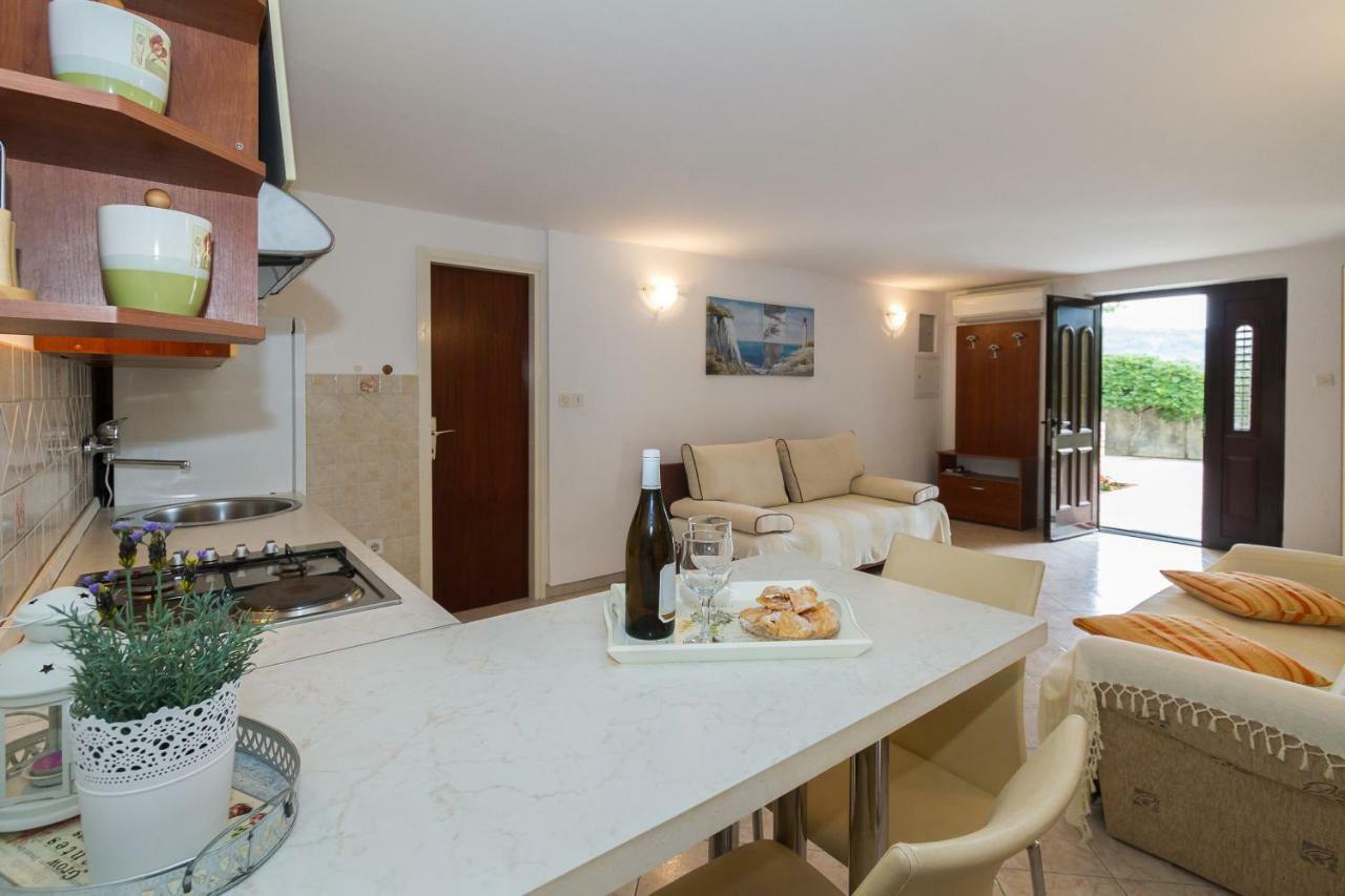 Beach Apartment M & B Poljana  Esterno foto
